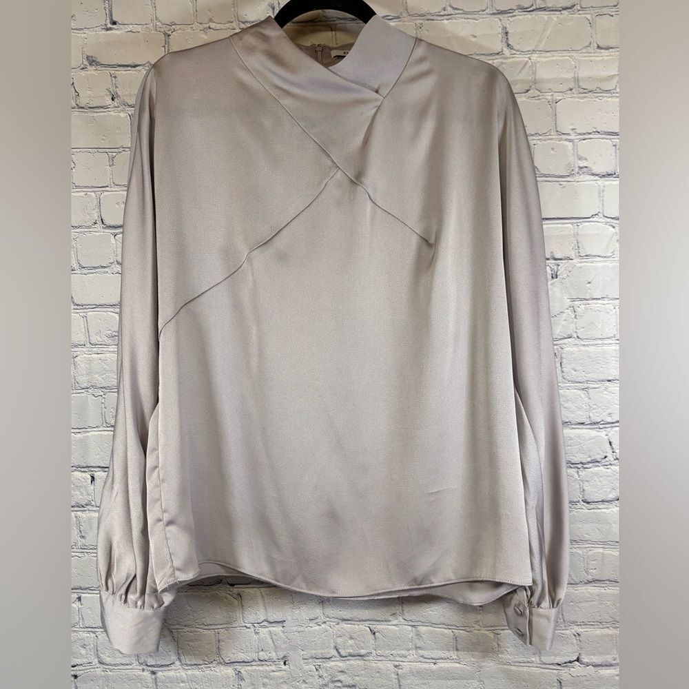 DO+BE Dove Gray Satin Long Sleeve Business Casual Classic Timeless Blouse M